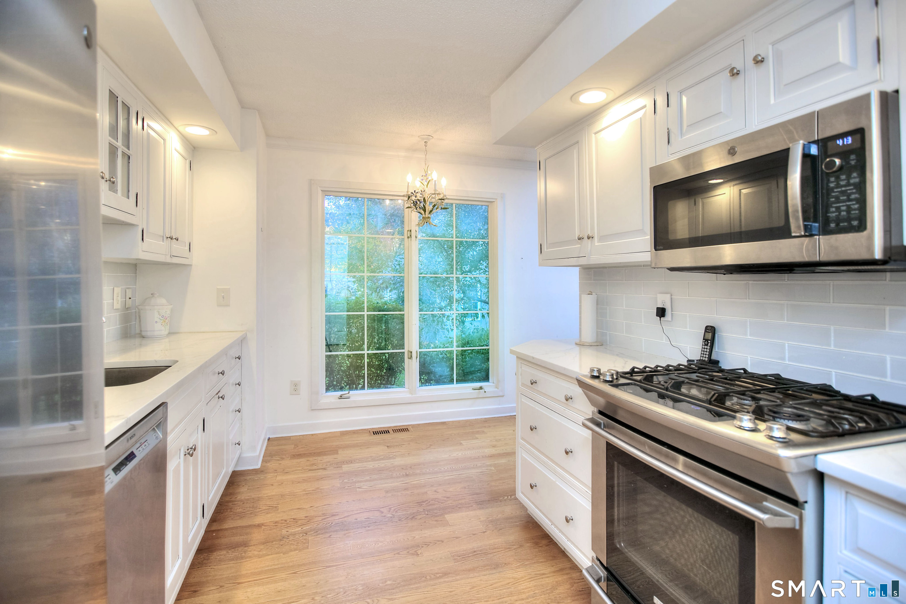 160 Glengarry Road Fairfield CT 06825