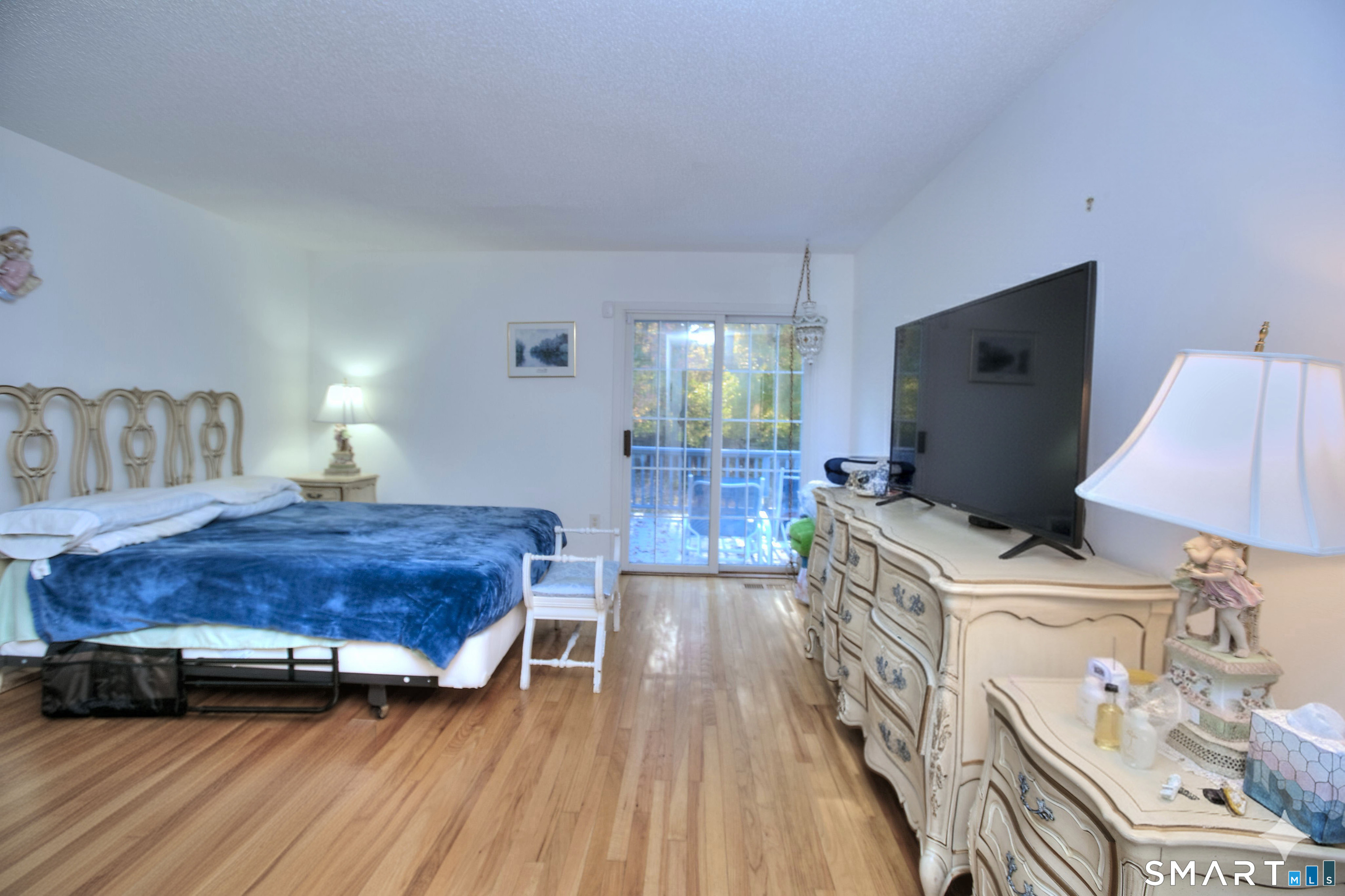 160 Glengarry Road Fairfield CT 06825