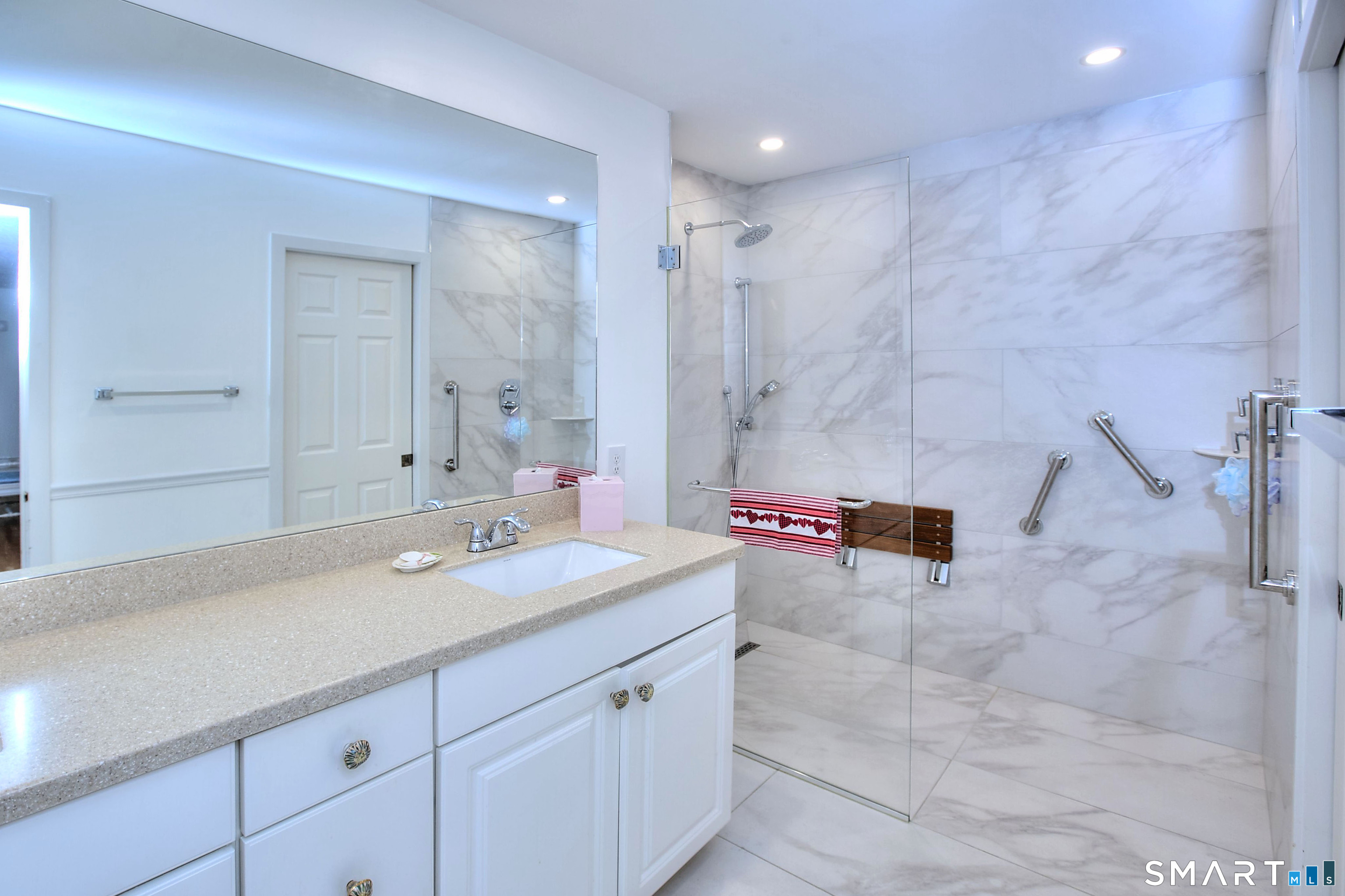 160 Glengarry Road Fairfield CT 06825