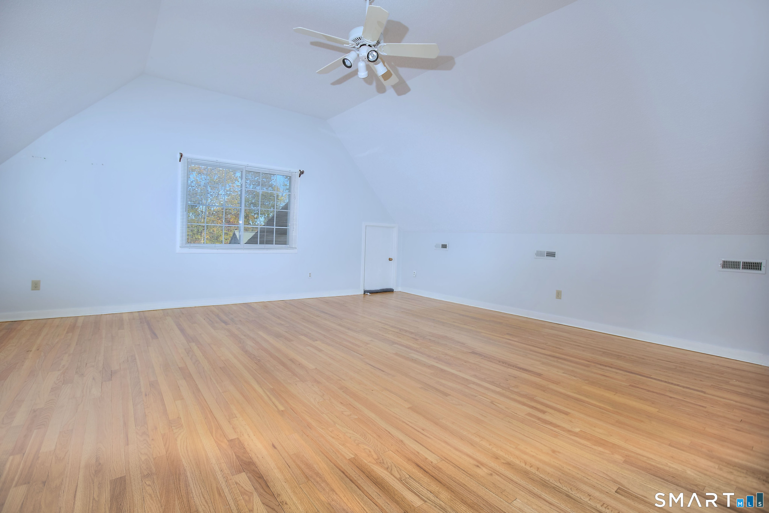 160 Glengarry Road Fairfield CT 06825