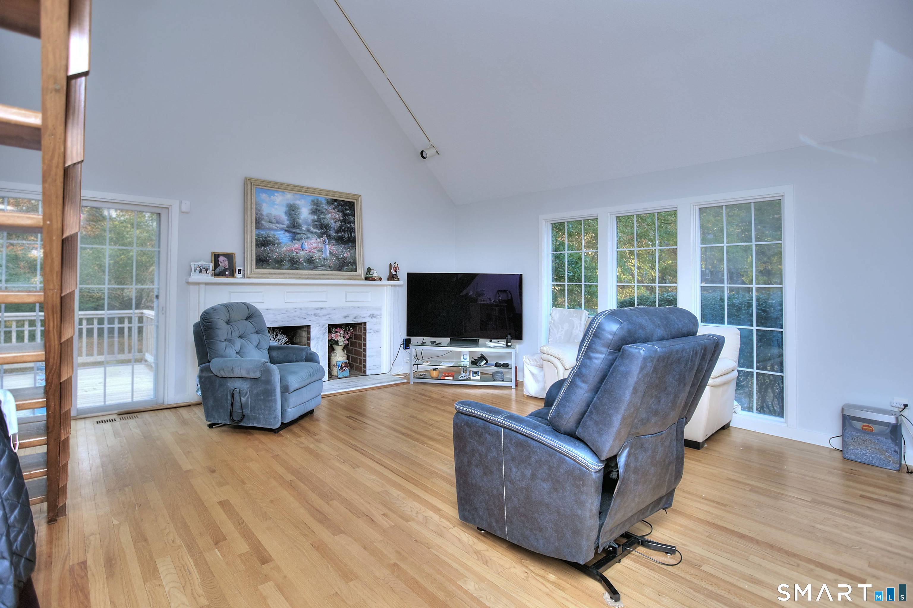 160 Glengarry Road Fairfield CT 06825