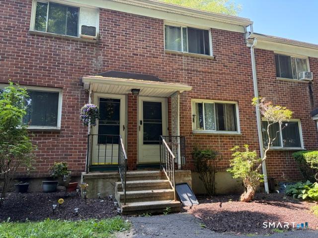51-71 Park Avenue Danbury CT 06810