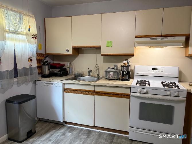 51-71 Park Avenue Danbury CT 06810