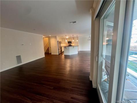 127 Harbour Close New Haven CT 06519
