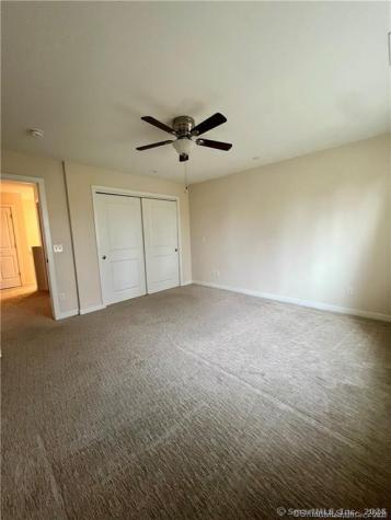 127 Harbour Close New Haven CT 06519
