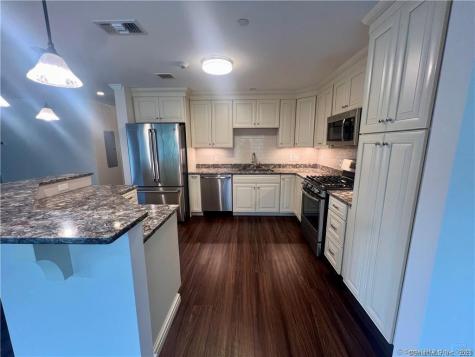 127 Harbour Close New Haven CT 06519