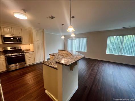 127 Harbour Close New Haven CT 06519