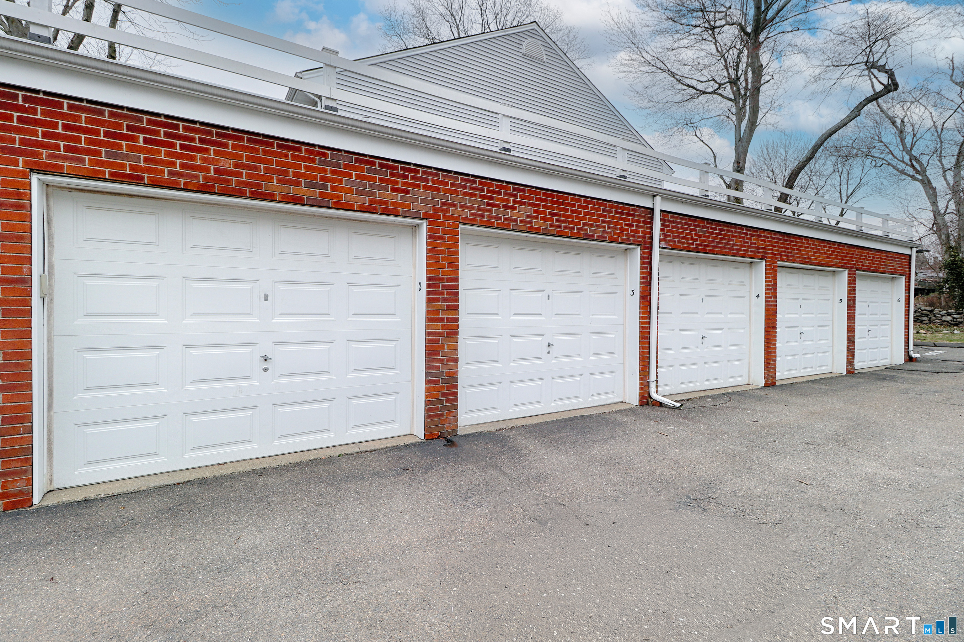 4025 Park Avenue Fairfield CT 06825