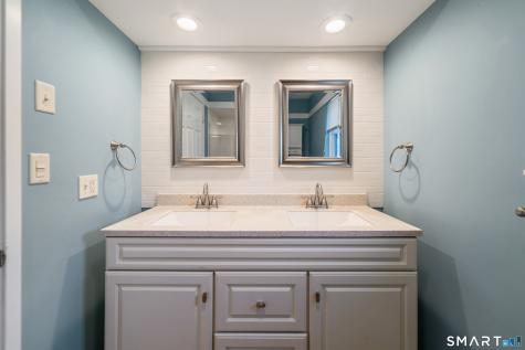 36 Heritage Circle Southbury CT 06488
