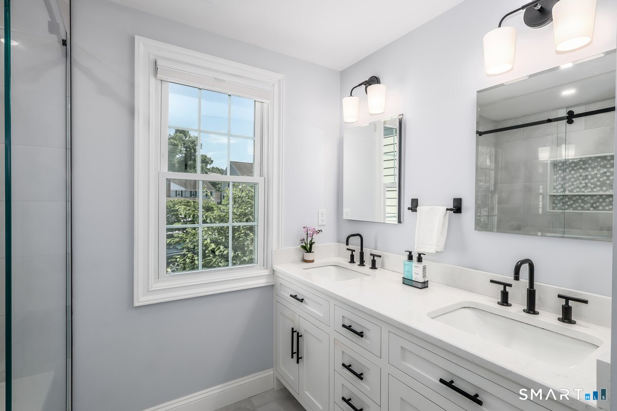 123 Richmond Hill Road New Canaan CT 06840
