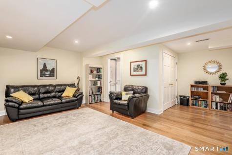 123 Richmond Hill Road New Canaan CT 06840