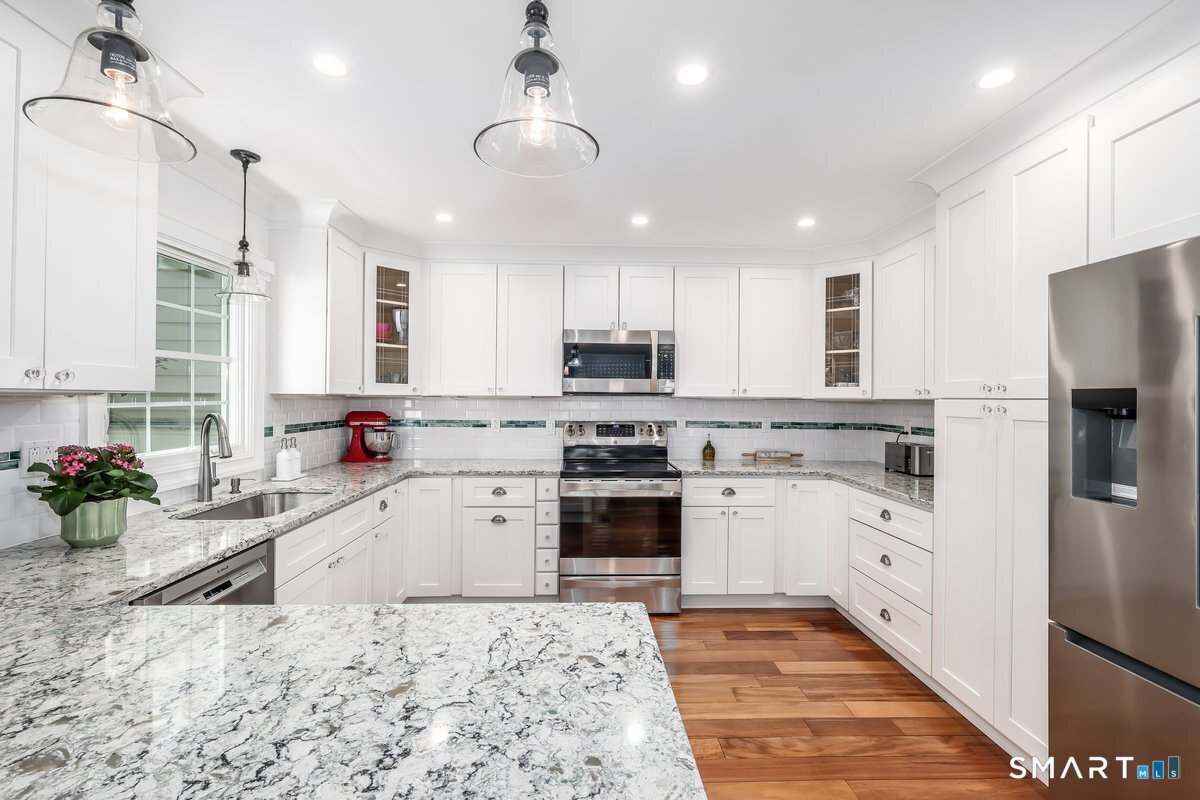 123 Richmond Hill Road New Canaan CT 06840