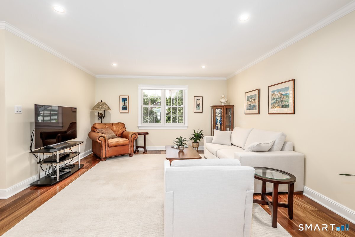 123 Richmond Hill Road New Canaan CT 06840