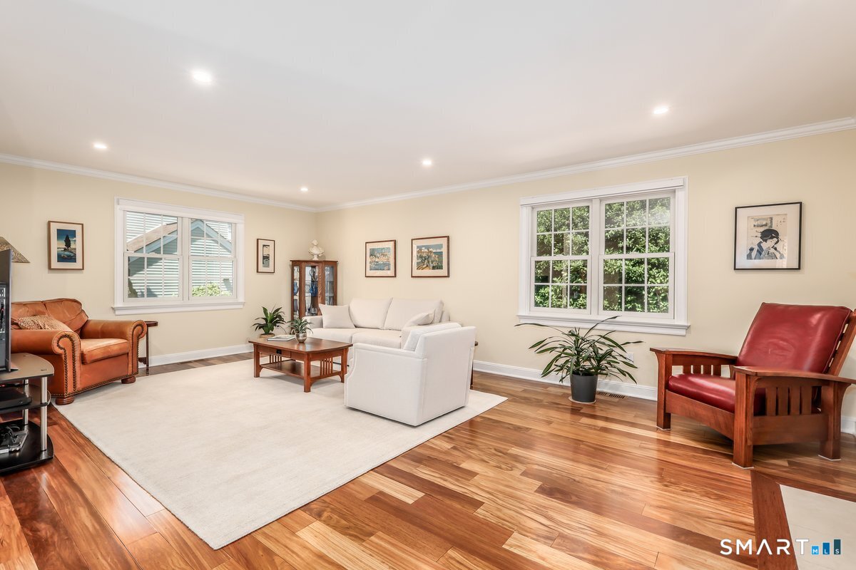 123 Richmond Hill Road New Canaan CT 06840