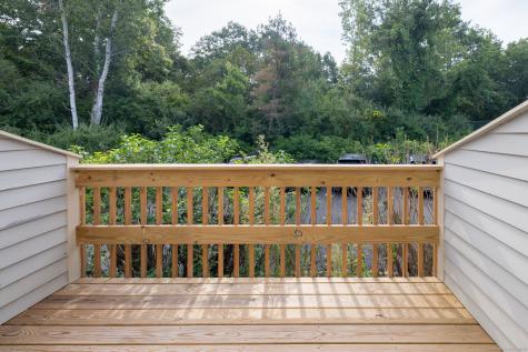 111 Mallane Lane Naugatuck CT 06770