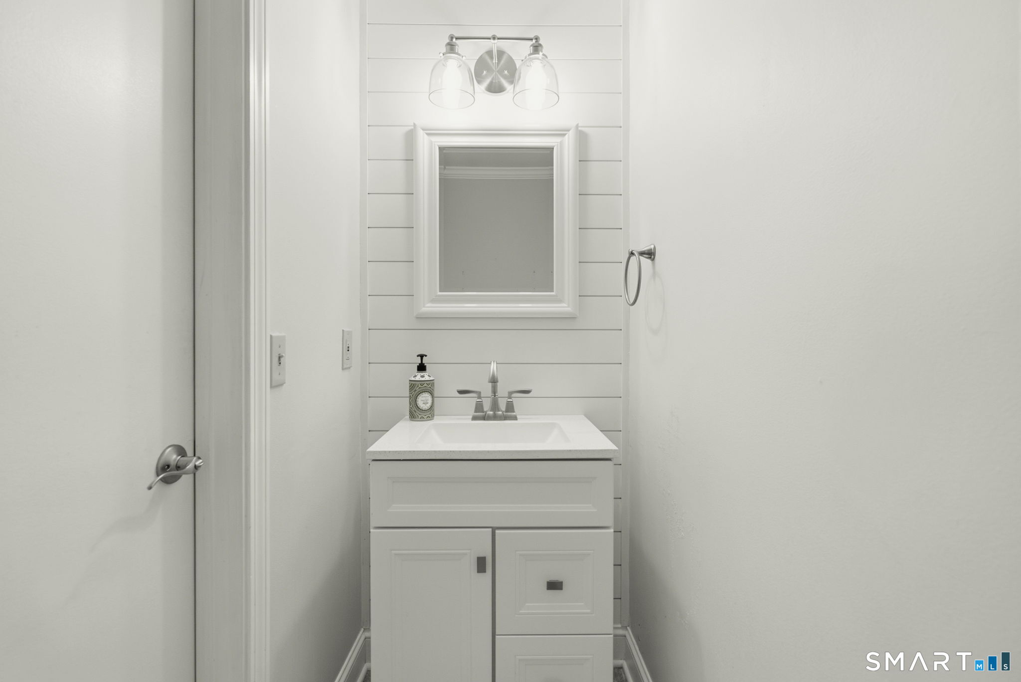 16 Pequot Drive Rocky Hill CT 06067