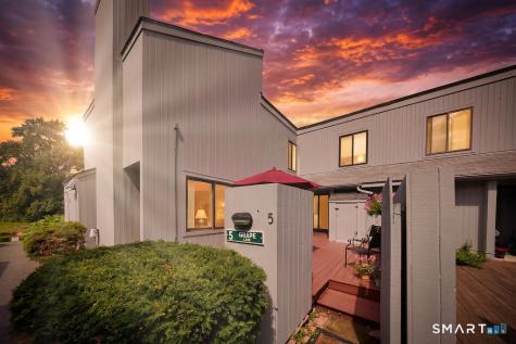 5 Grape Lane Ridgefield CT 06877