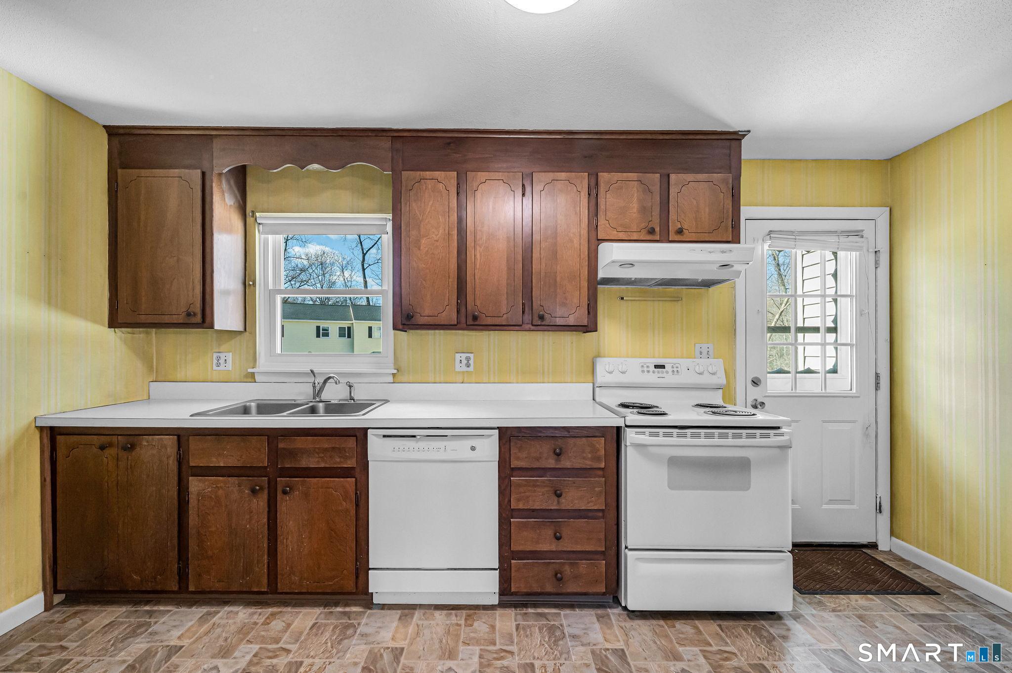 56 Elm Street Enfield CT 06082
