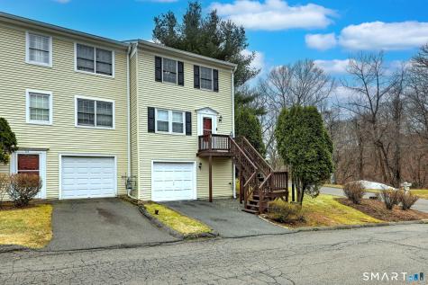 34 Cornerstone Drive Derby CT 06418