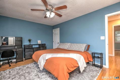 34 Cornerstone Drive Derby CT 06418