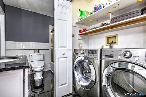 34 Cornerstone Drive Derby CT 06418