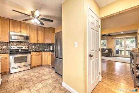34 Cornerstone Drive Derby CT 06418