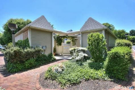 13 Darien Close Darien CT 06820