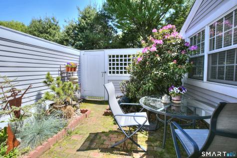 13 Darien Close Darien CT 06820