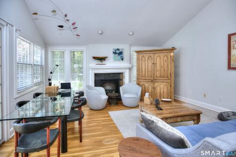 13 Darien Close Darien CT 06820
