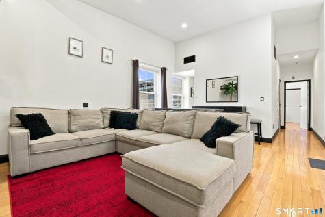 196 Crown Street New Haven CT 06510