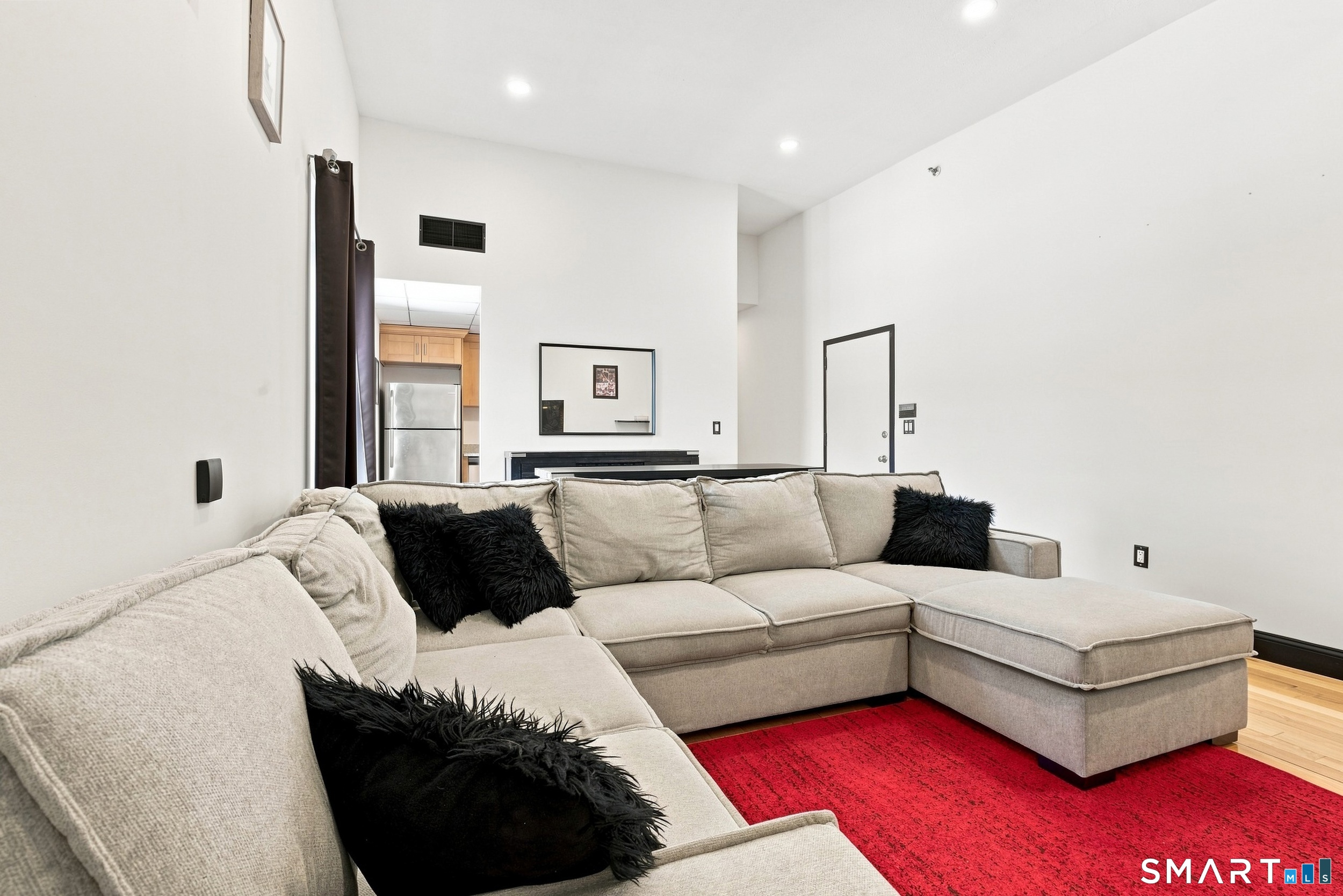 196 Crown Street New Haven CT 06510