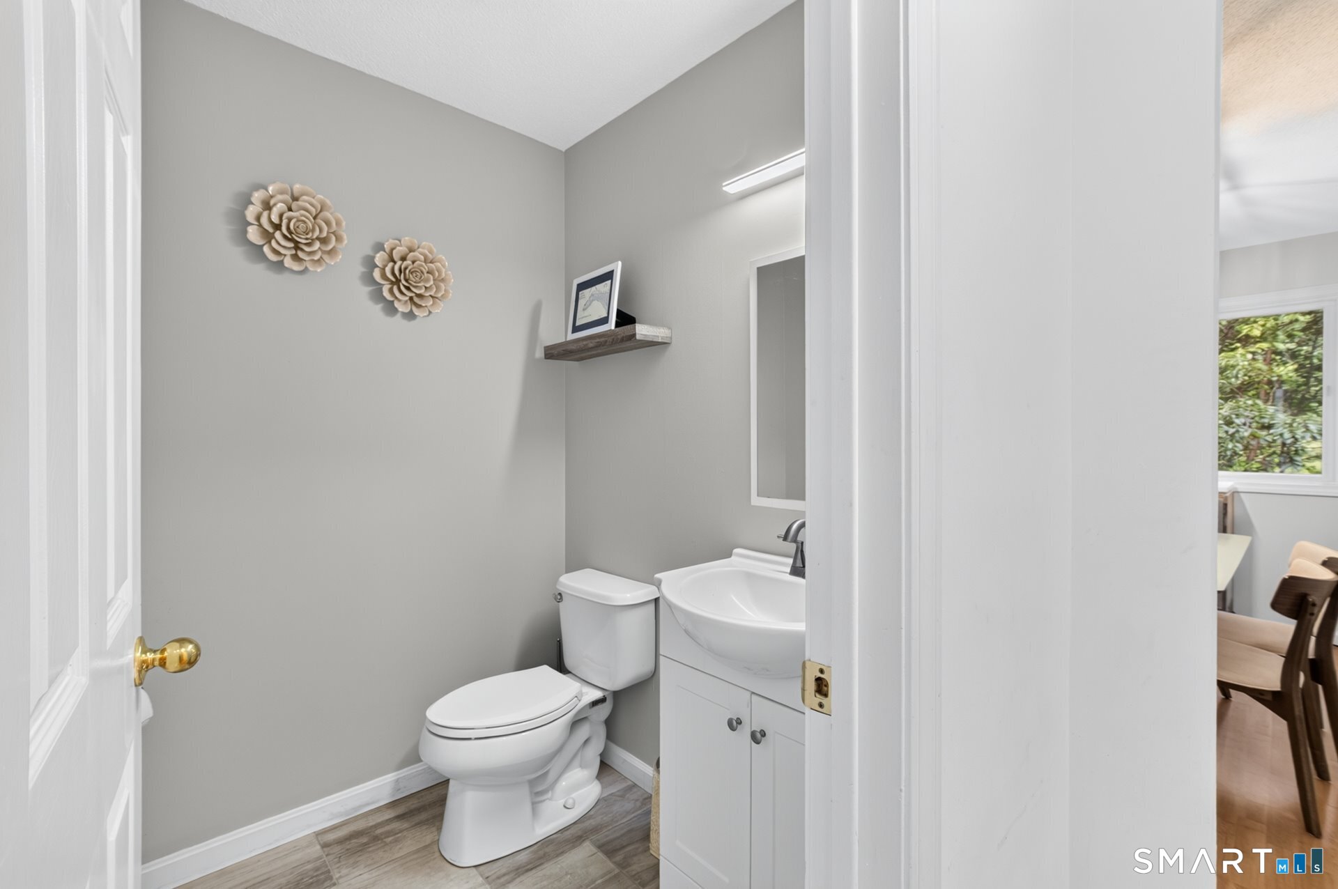 11 River Mead Avon CT 06001