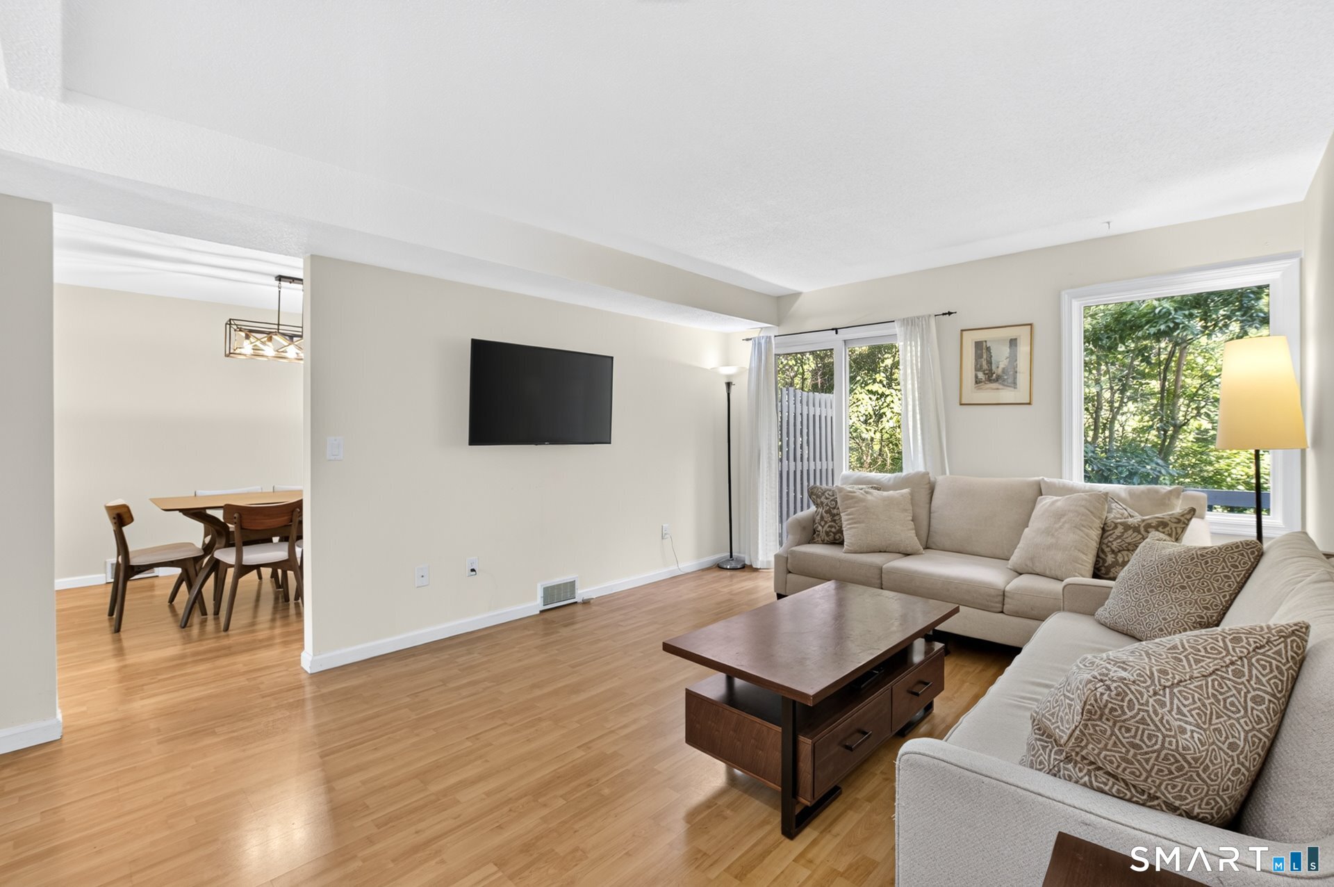 11 River Mead Avon CT 06001