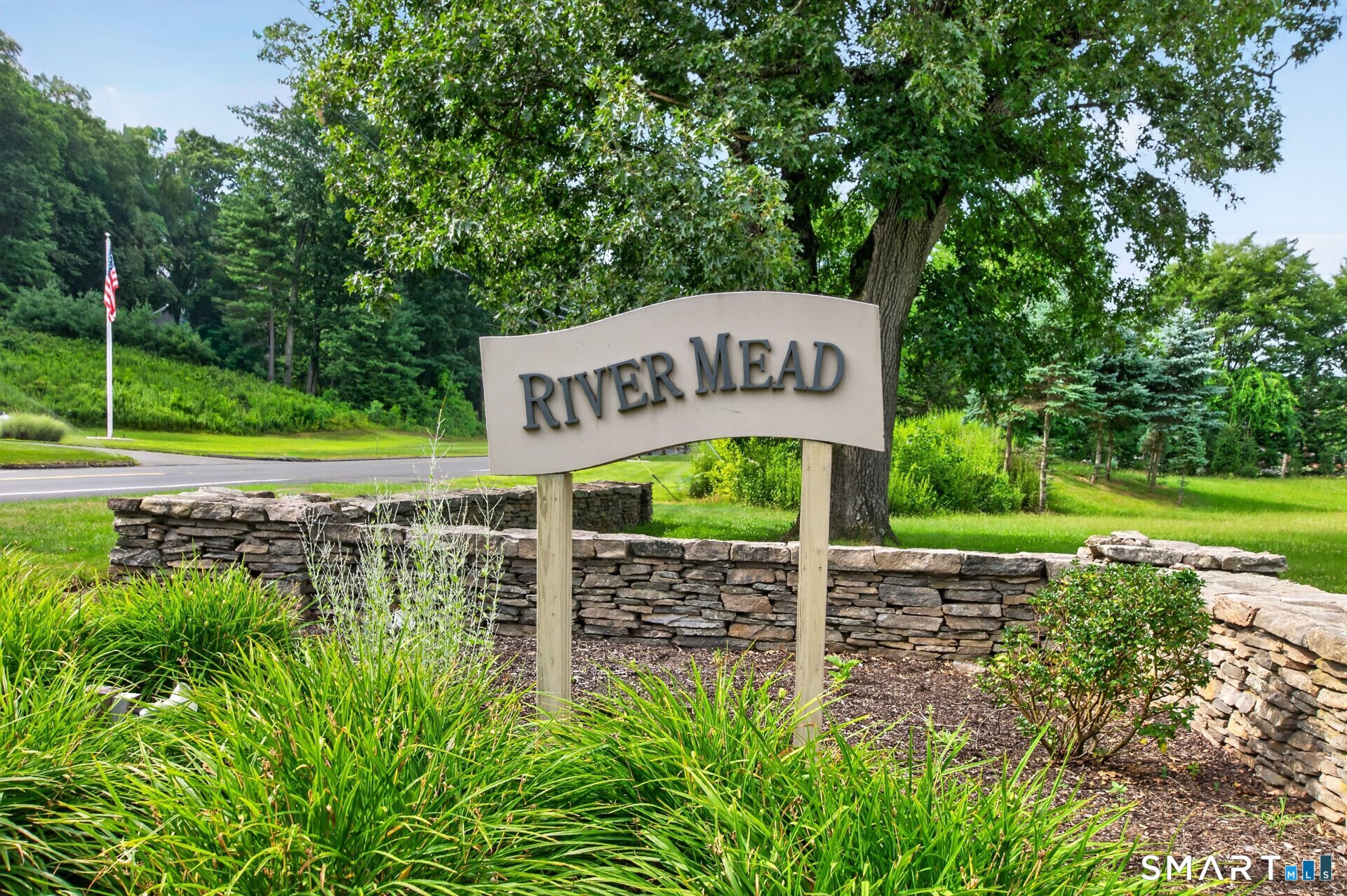 11 River Mead Avon CT 06001