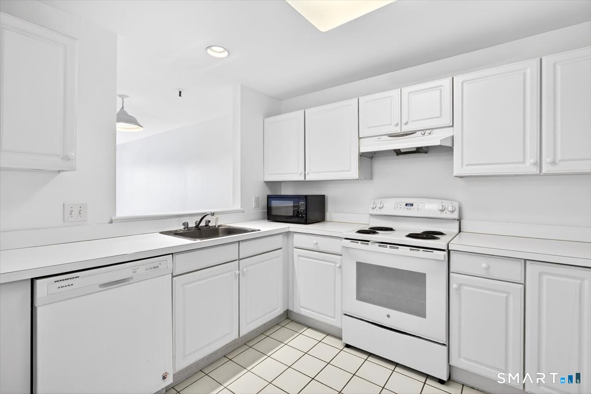 75 Washington Avenue Hamden CT 06518