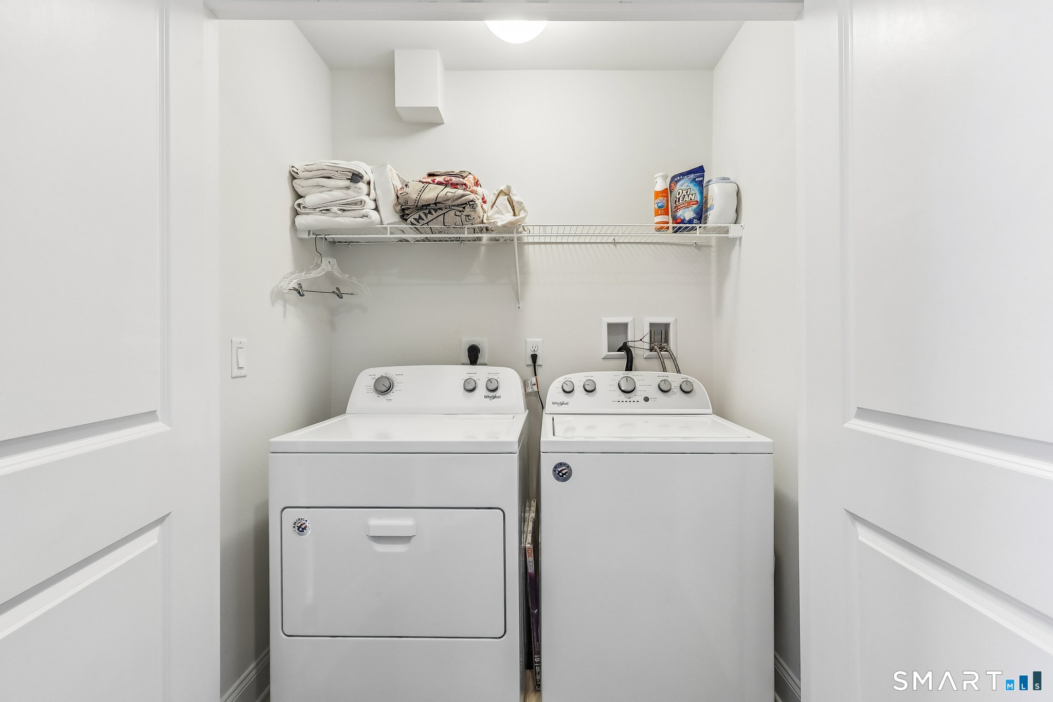 21 Brentwood Circle Danbury CT 06810