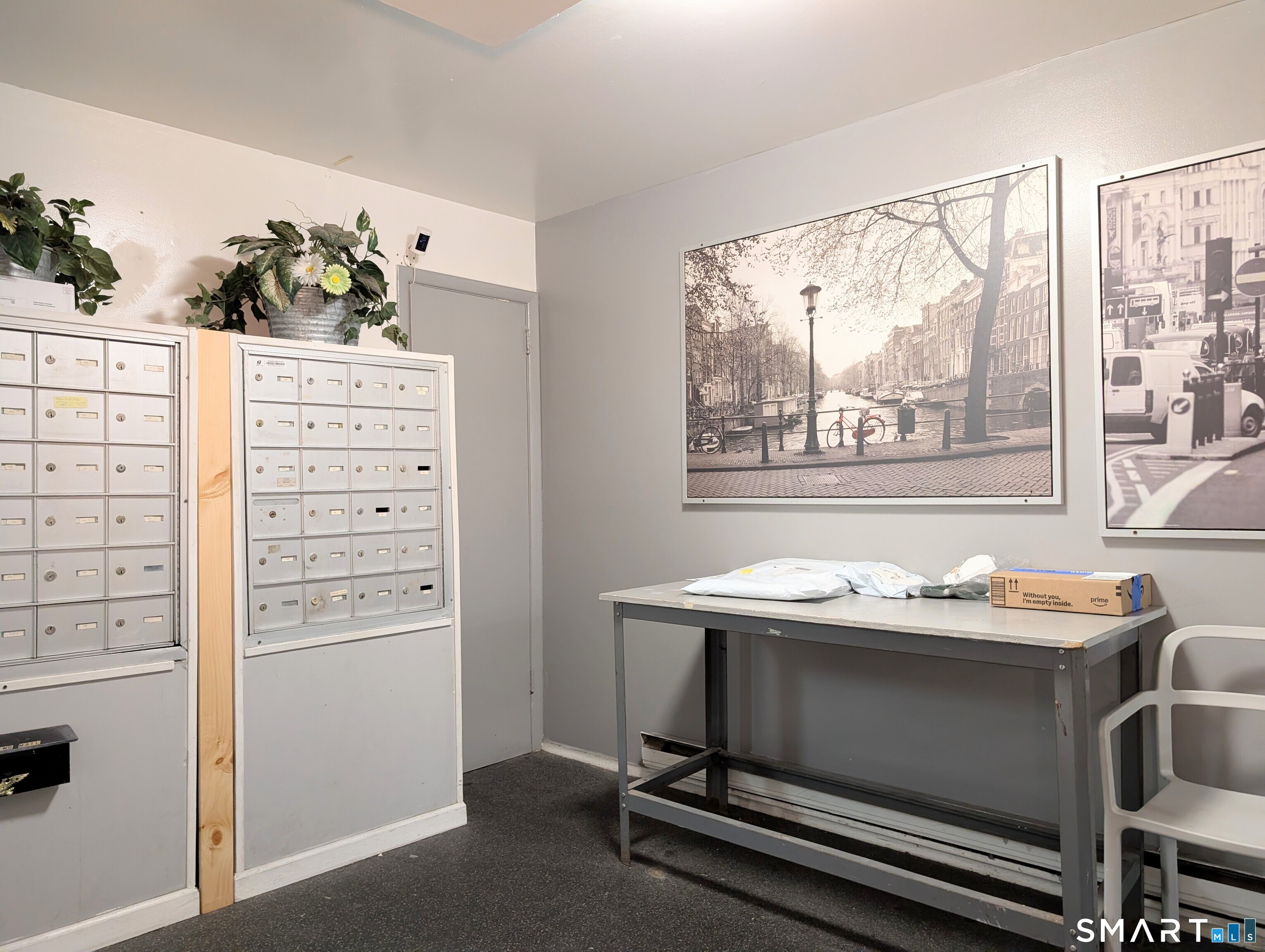 393 Laurel Avenue Bridgeport CT 06604