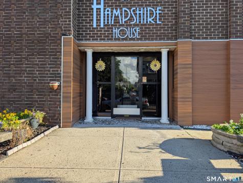 393 Laurel Avenue Bridgeport CT 06604