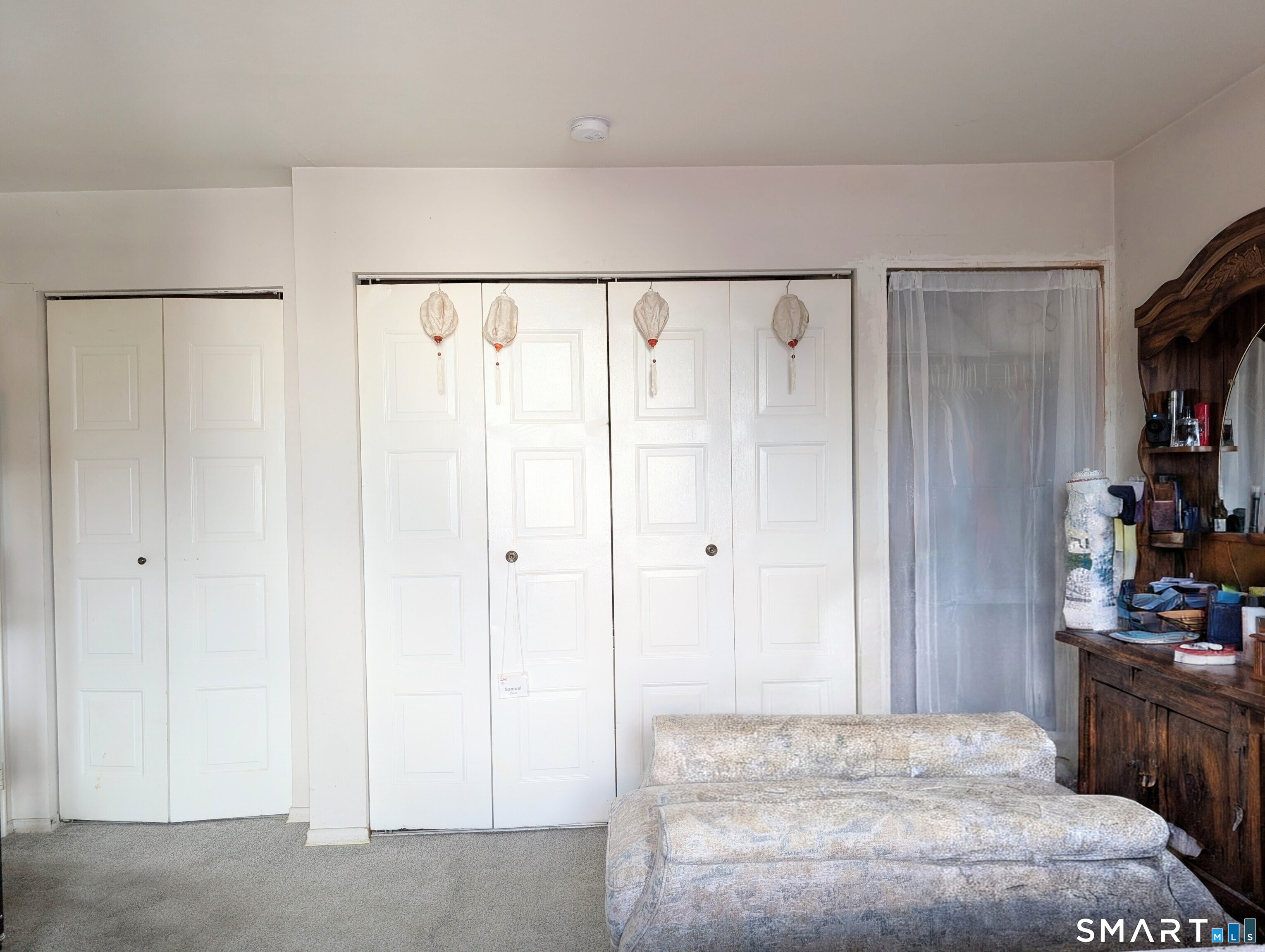 393 Laurel Avenue Bridgeport CT 06604
