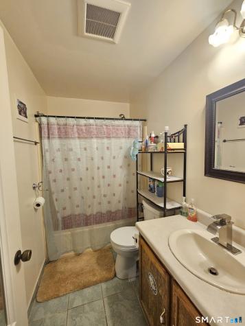 358 Hamilton Avenue Norwich CT 06360