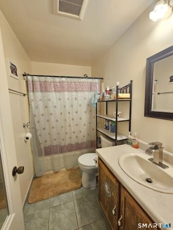 358 Hamilton Avenue Norwich CT 06360