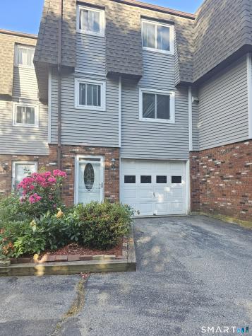 358 Hamilton Avenue Norwich CT 06360