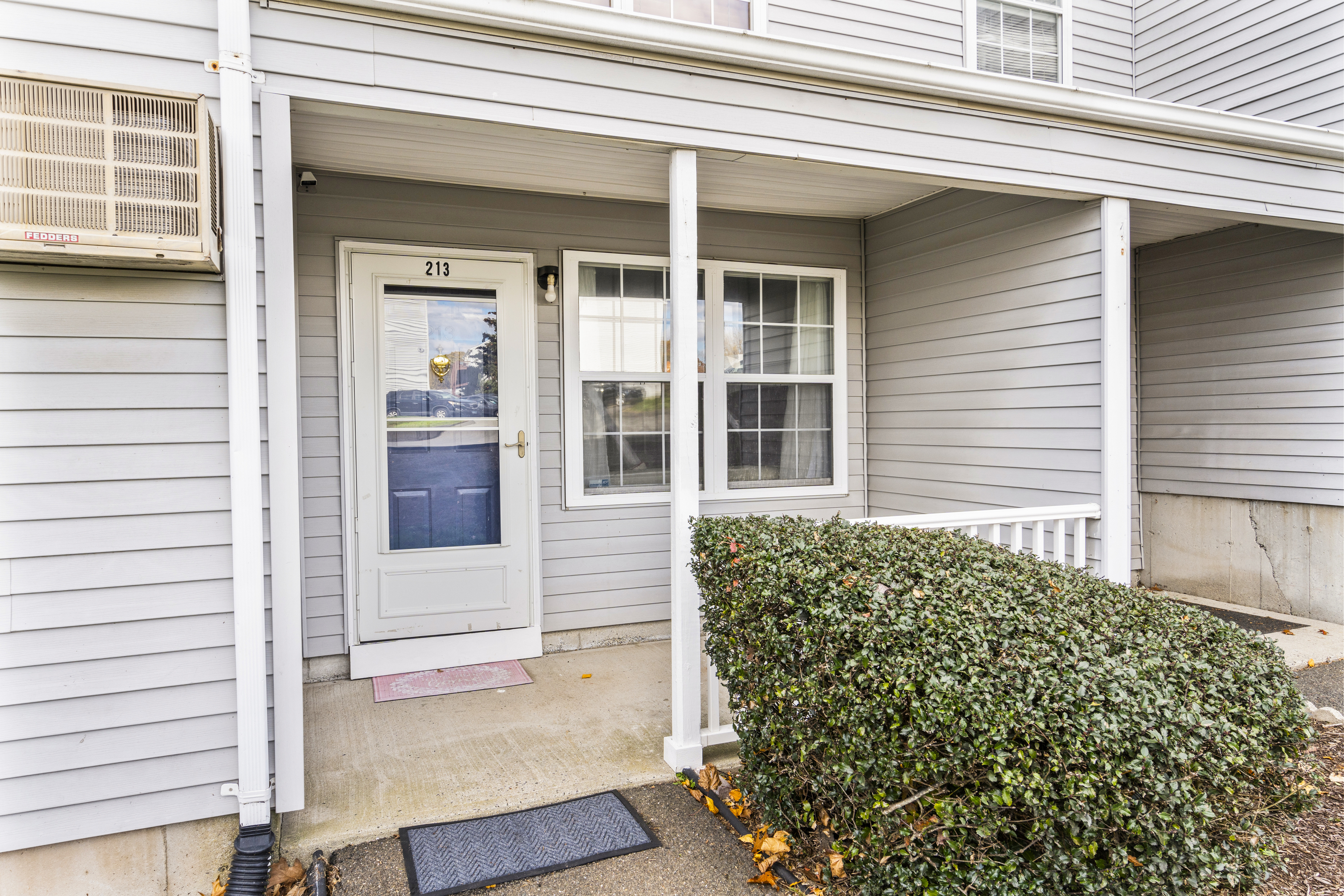 89 Coleman Street West Haven CT 06516