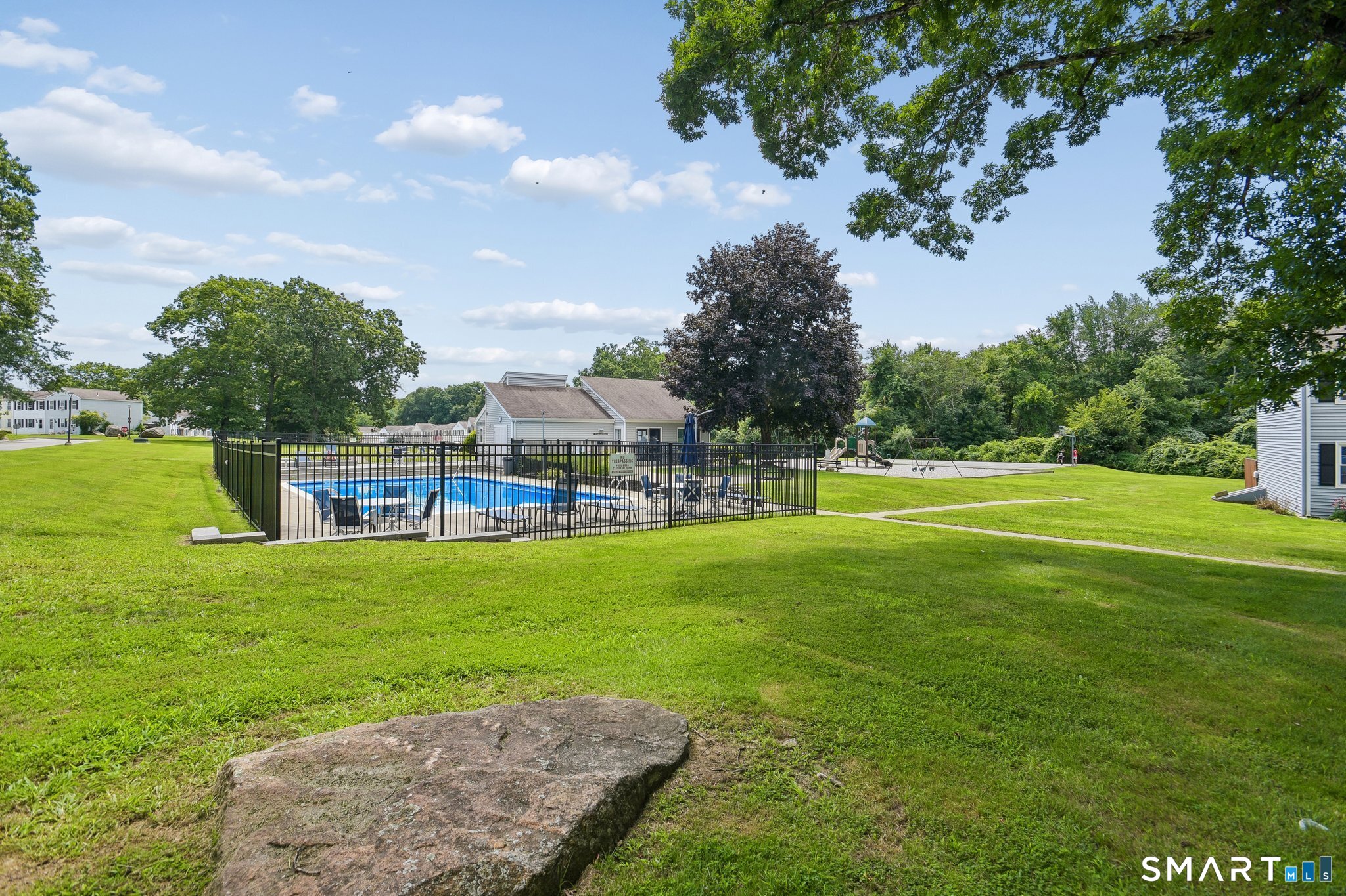17 Lakeside Drive Ledyard CT 06339