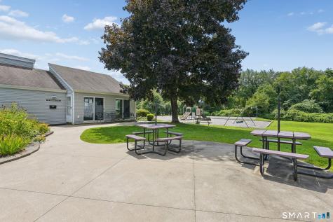 17 Lakeside Drive Ledyard CT 06339