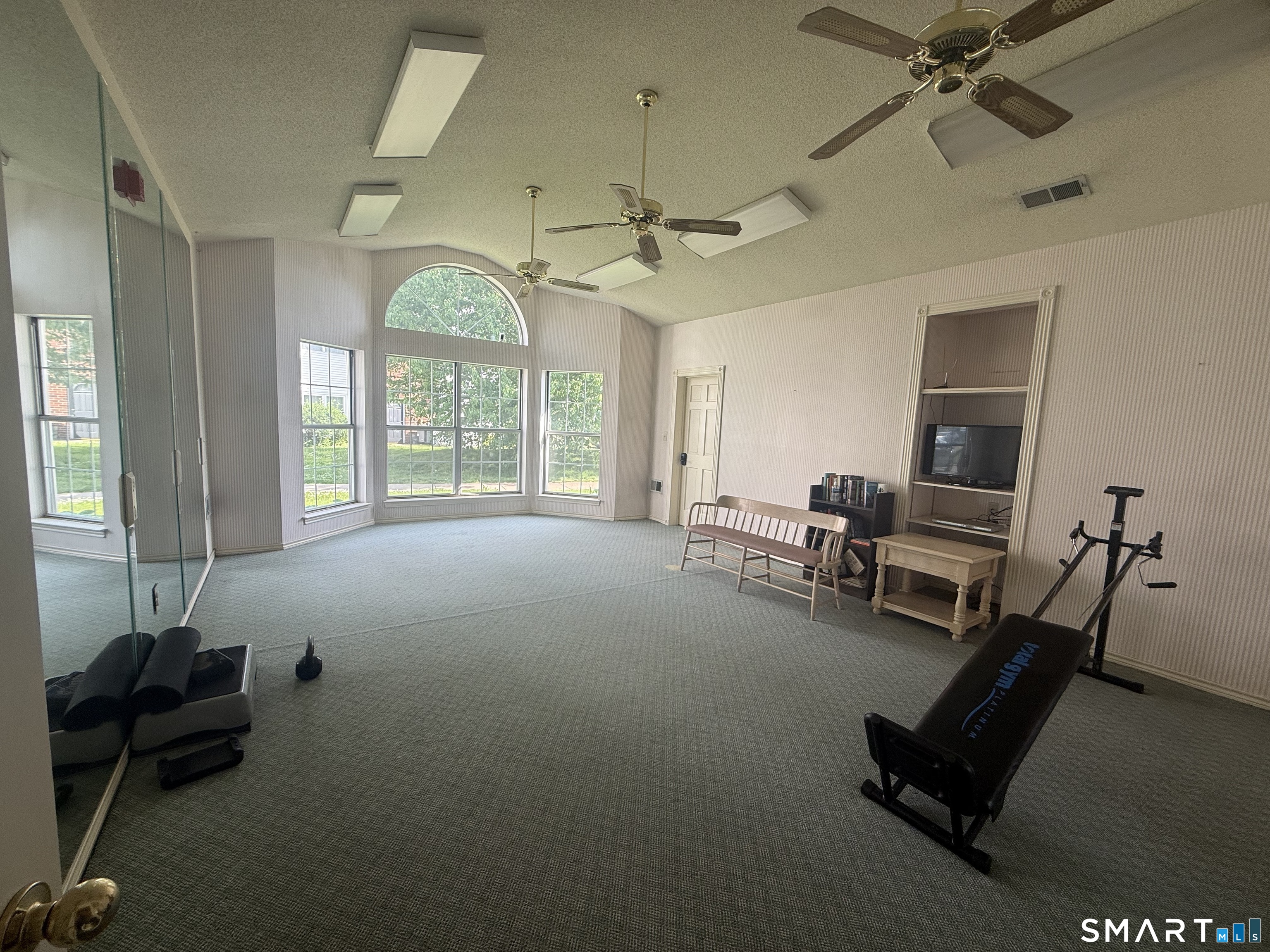 31 High Street East Hartford CT 06118