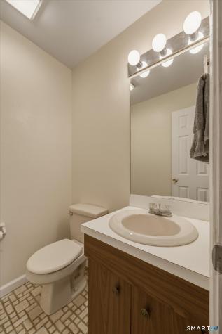 330 Conestoga Way Glastonbury CT 06033