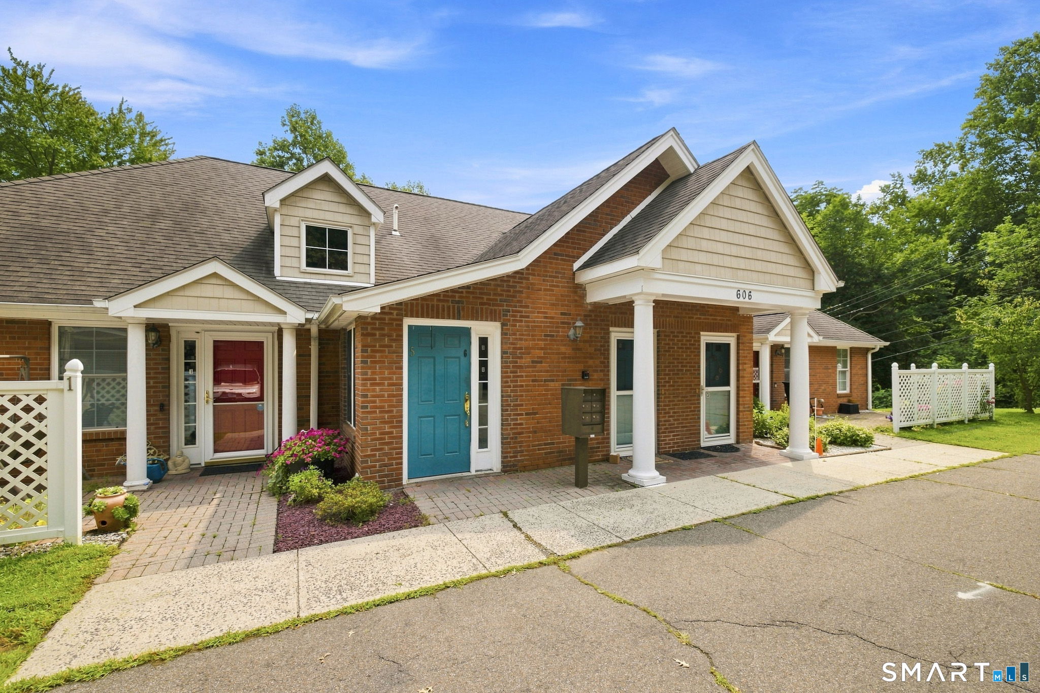 606 Congdon West Street Middletown CT 06457