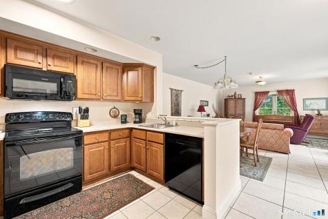 606 Congdon West Street Middletown CT 06457