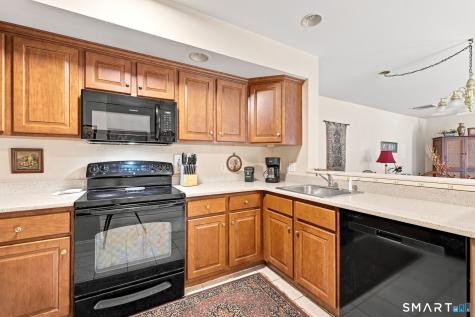 606 Congdon West Street Middletown CT 06457